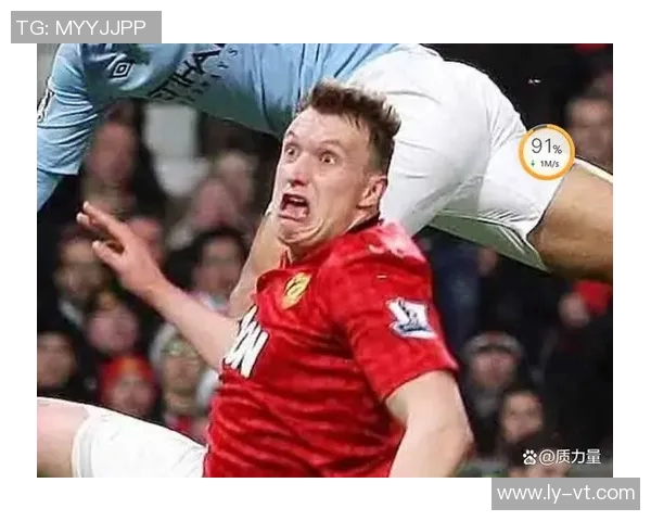 足球乌龙球王：失误中的英雄瞬间